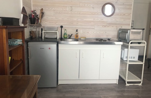 Rive Droite Apartamento | À 10 Minutes de Larena, au Bout Dune Impasse et Proche dun Petit Jardin