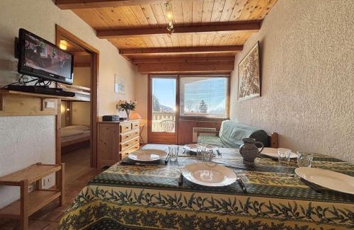 Crest-Voland Apartamento | À deux pas des pistes : Appartement 2 pièces cabine à Crest-Voland – 4-6 pers. - FR-1-595-65