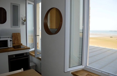 Arromanches-les-Bains Apartamento | À L'est - Studio vue mer sur la Digue