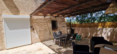 Toulon - Hyeres Casa | À l'ombre des chênes