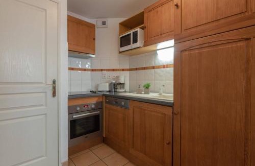 Vielle-Aure Apartamento | À Vielle Aure, T2 4 pers, piscine couverte, terrasse, garage, proche télécabine et thermes - FR-1-296-290
