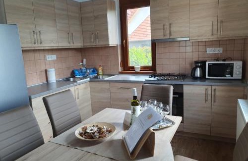 Balatonakali Casa | Árvalányhaj Vendégház