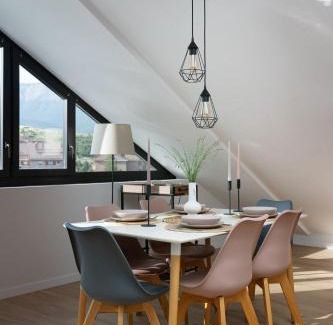 Jaca Apartamento | Ático Alojalia