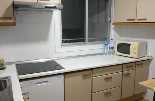 Romareda Apartamento | Ático Amplio con Terraza de 12 Metros de Terraza
