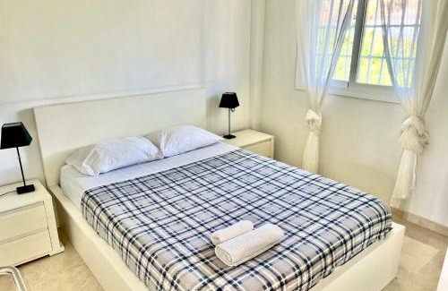 Marina de Casares Apartamento | Ático con gran terraza a 50 metros de la playa de Casares