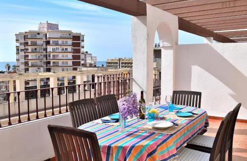 Torre del Mar Apartamento | Ático con Gran Terraza y vistas al Mar