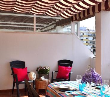 Torre del Mar Apartamento | Ático con Gran Terraza y vistas al Mar