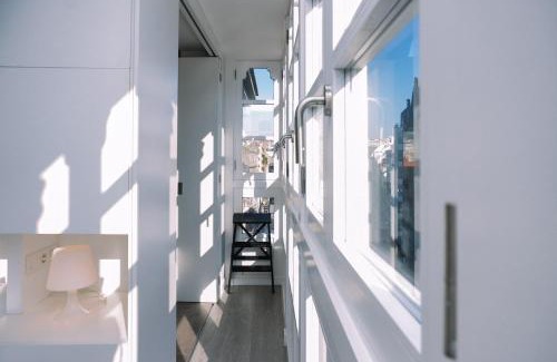 Casco Vello Apartamento | Ático con luz y brillo en Vigo by CABANA Rentals