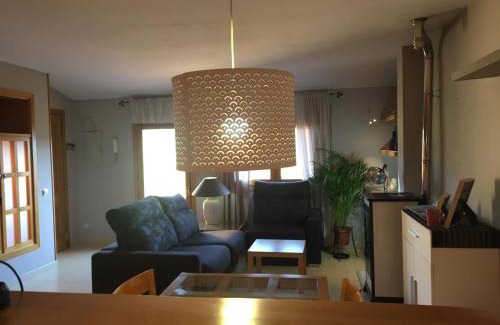 Las Ventas de Santa Lucía Apartamento | Ático con terraza en Graus-Pirineo de Huesca