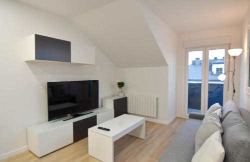 Loredo Apartamento | Ático de lujo con piscina y mini golf en la playa