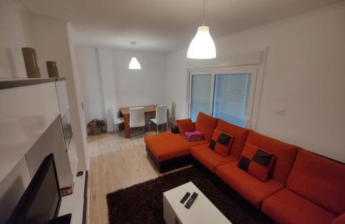 Sarria Apartamento | Ático espacioso en zona céntrica