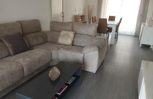 Segur de Calafell Apartamento | Ático Frente al Mar con Parking para 5 personas