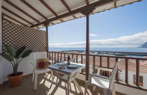 Los Gigantes Apartamento | Ático Los Gigantes VistasWIFI 600 Mbps Playa