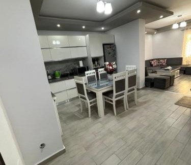 Pogradec Apartamento | Çuka Apartment