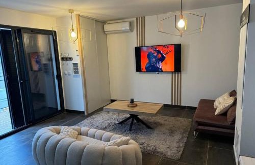 Ensues-la-Redonne Apartamento | Écrin proche des calanques T2 Côte bleue