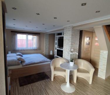 Kisvarda Apartamento | Édenkert Apartmanház