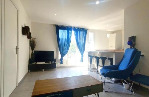 Secteur 3 Apartamento | Élégant 3 Chambres avec Parking