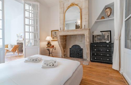 Hotel de Ville - Quinconces Apartamento | Élégant appartement Place du Parlement pour 4 personnes