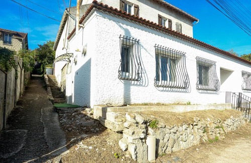 Montereau-Fault-Yonne Casa | Élégante chambre