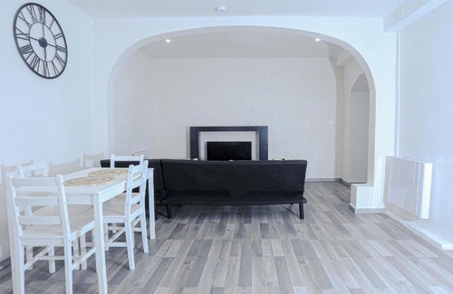 Montereau-Fault-Yonne Casa | Élégante chambre