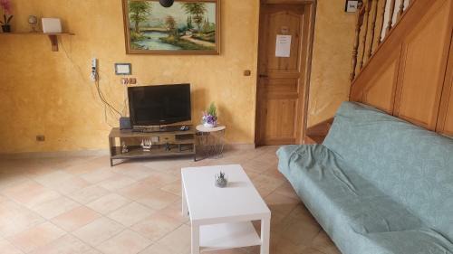 Roissy-en-France Casa | ÉTAGES PRIVÉE POUR 4 PERSONNES 2 CHAMBRES ET 1 SALE DE BAIN i