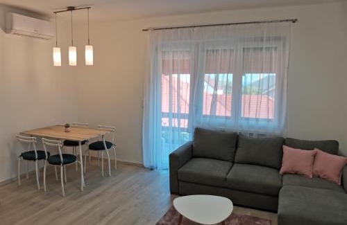 Csopak Apartamento | Éva Apartmanház
