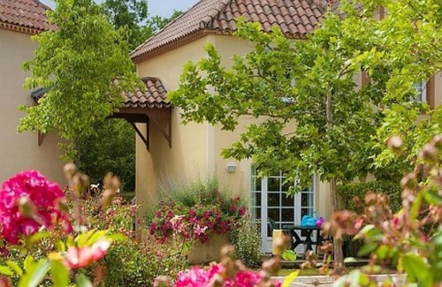 Monflanquin Casa | Évasion de Rêve nature ,piscine et lac de pêche