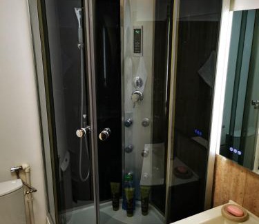 Sector 4 Apartamento | Închiriez garsoniera in Regim Hotelier Berceni-Sun Plaza