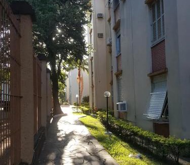Porto Alegre Apartamento | ÓTIMA LOCALIZAÇÃO! EMPRESAS E FAMÍLIA (TÉRREO)