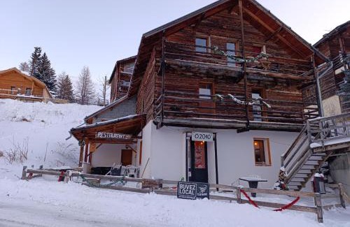Saint-Veran Cama Y Desayuno | Õ 2040 Chambre Marmotte
