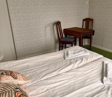 Fora Cama Y Desayuno | ÖlandsRo B&B