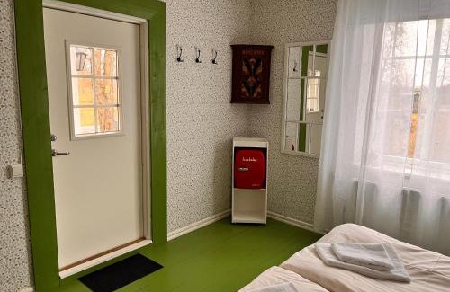 Fora Cama Y Desayuno | ÖlandsRo B&B