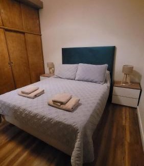 Villa Urquiza Casa | Única en Ciudad - Con salamandra y parrilla propia