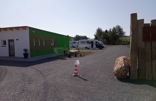 Kirchenlamitz Apartamento | Übernachtungsfass - Kleines Fass mit Kleiner Terrasse