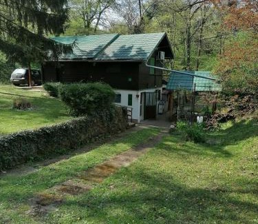 Inija Casa | Čarobna koliba M&M