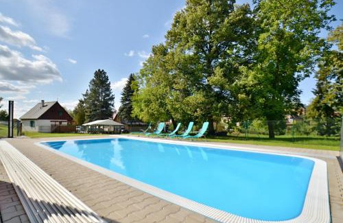 Cerny Dul Chalet De Esquí | Čtyřicítka na Šťastném kopci
