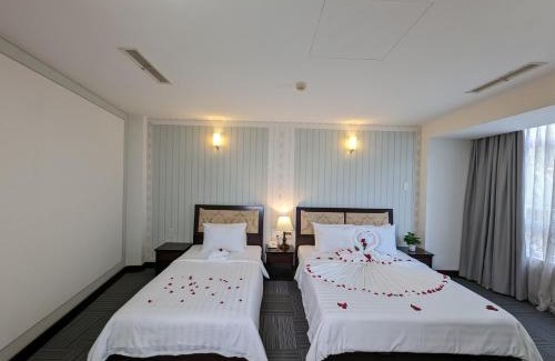 District 5 Hotel | Đông Kinh Hotel