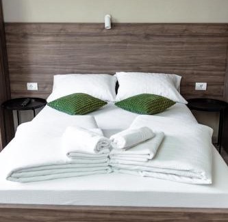 Kraljevo Apartamento | Đerdan Garden apartments