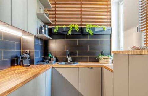 Baluty Apartamento | Łódź Retreat Apartments - Parking, Terrace & Garden - by Rentujemy