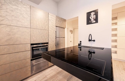 Srodmiescie Apartamento | Środmieście Apt - Top Location, Tram&Park nearby - by Rentujemy