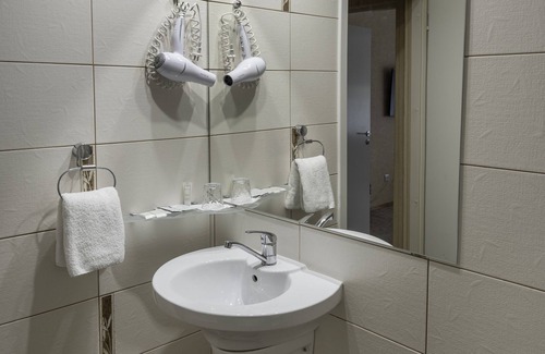 Joniskis Hotel | ŠIAURĖS VARTAI