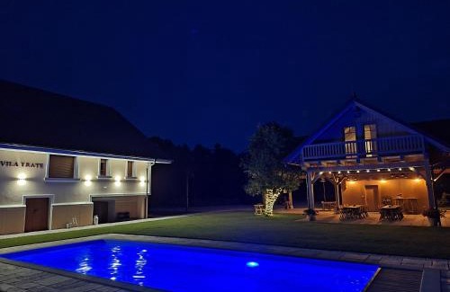 Beltinci Casa | Škedenj pri Vili Trate