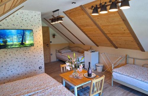 Beltinci Casa | Škedenj pri Vili Trate