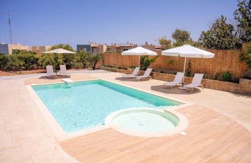 Violi Charaki Casa | Αngélique Pool garden apartment