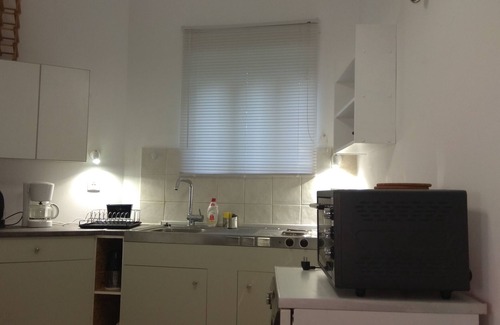 Karystos Apartamento | Apartamento con jardín cerca de la maravillosa playa