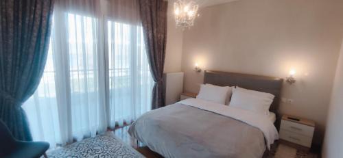 Ioannina Casa | Η πέρλα της λίμνης/The lake's pearl