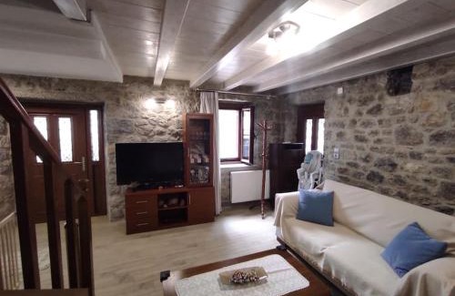 Sampatiki Casa | Κατοικία Πανόραμα, Πραγματευτή Λεωνιδίου, Τ.Κ.22300