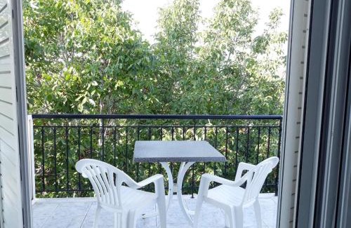 Loutsa Apartamento | ΠΗΛΙΟΣ ΦΩΤΙΟΣ