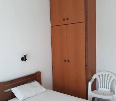 Loutsa Apartamento | ΠΗΛΙΟΣ ΦΩΤΙΟΣ
