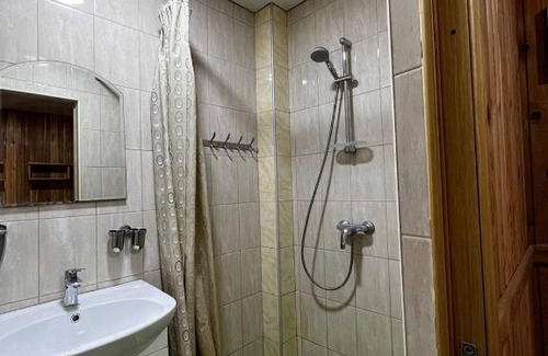 Bishkek Casa | Академия борьбы им. Изабековых